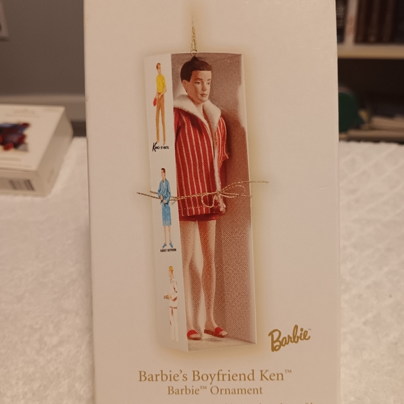 Hallmark keepsakes Barbie Christmas decor. - Picture 5 of 11